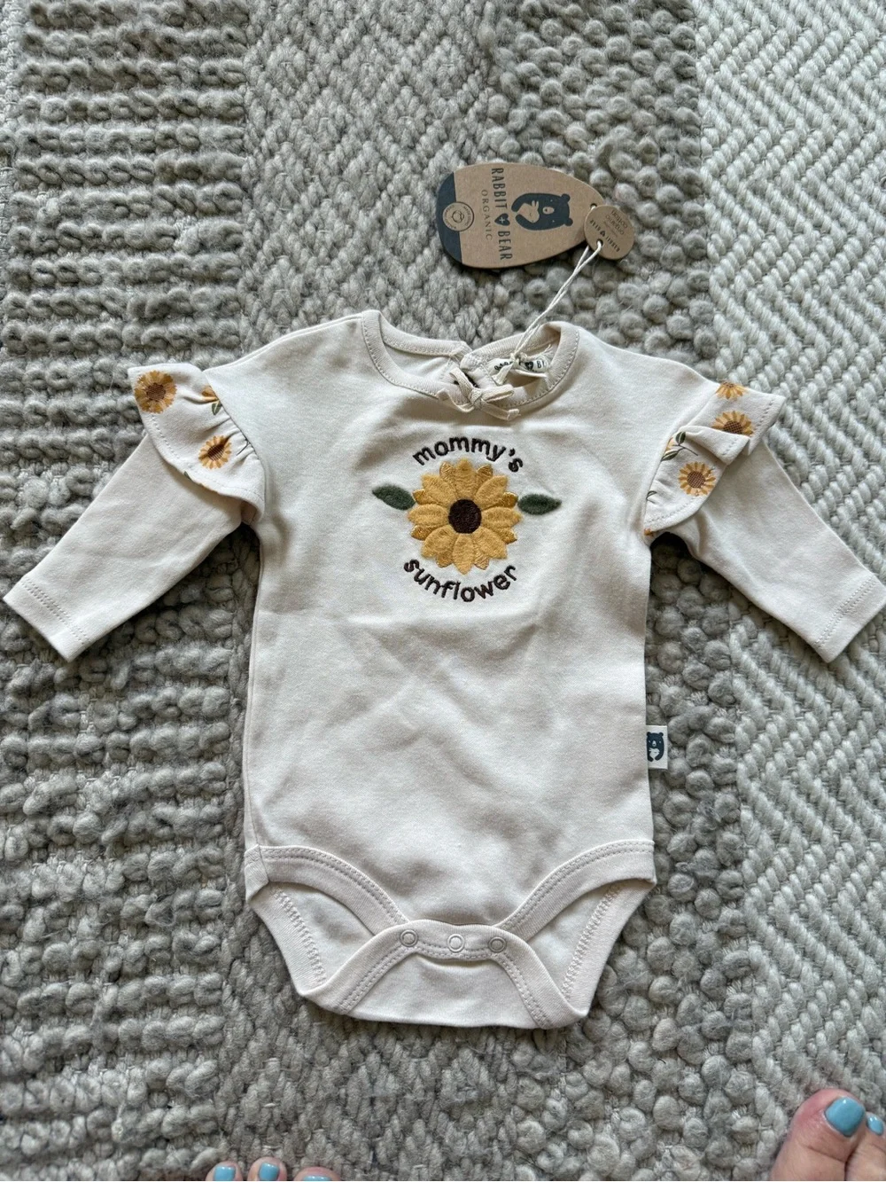 Mommy's Sunflower Cream Baby Bodysuit 0-3 months rabbit and bear